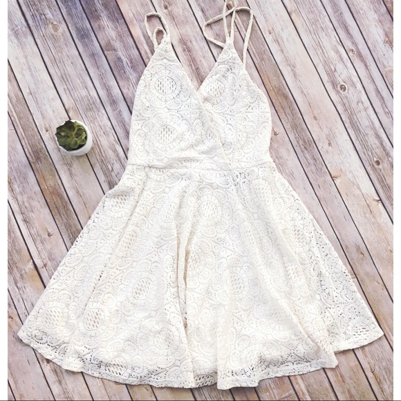 Romeo & Juliet Couture Dresses & Skirts - Romeo & Juliet Couture | DRESS lace